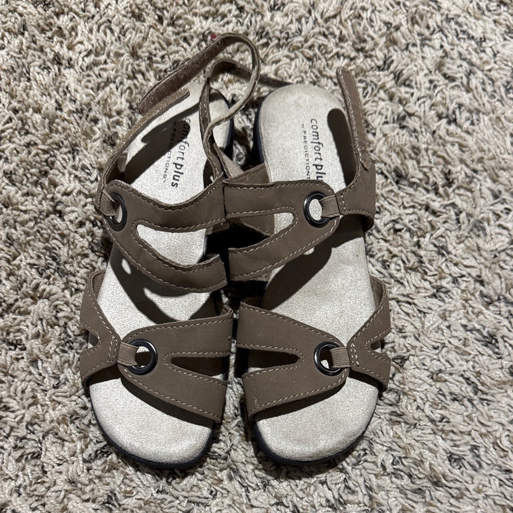 Comfort Plus by Predictions Brown Sandals with Black Soles